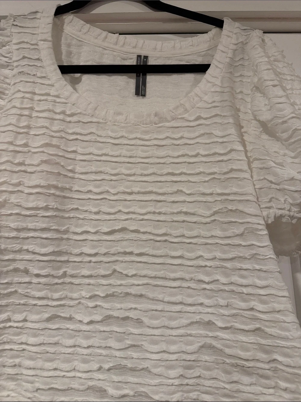 Anthropologie white Textured Puff-Sleeve Scoop Top medium